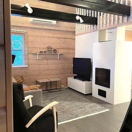 Vuosselin Kuura Chalet *