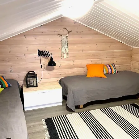 Vuosselin Kuura Chalet *